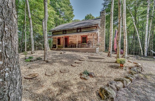 Egg Harbor Cabin | Hand Hewn Log Cabin Newly Renovated, rustic-modern design