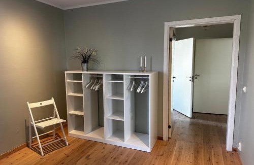 Larbro Apartment | Hangvar Skola Biologisalen