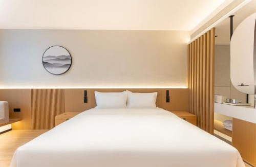 Tonglu County Hotel | Hangzhou Tonglu Fuchun River Blossom Hill Hotel