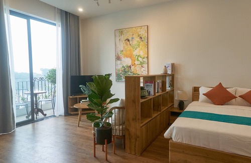 Truc Bach Hotel | Hanoi Shouten - Staycation