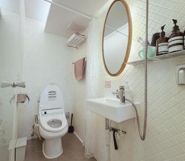 Sajik-dong House | 'Hanok Hanok' Boutique stay Hotel Seoul - 2min from Gyeongbokgung Palace station