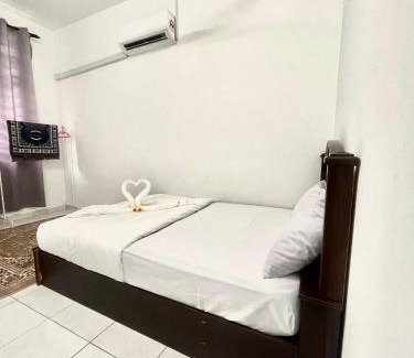 Durian Tunggal House | Hanz Homestay Melaka - For Malay Only