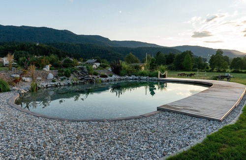 Hrib pri Hinjah House | Happiness Glamping with Shared Natural Pool Nr.2