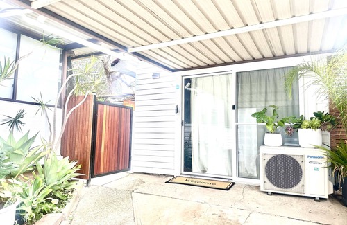 Mayfield West Apartment | Happy Guest house in Newcastle