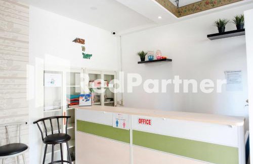 West Semarang House | Happy Inn Puspo Mitra RedDoorz