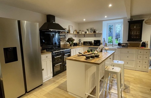 Vayres House | Happy Maja Country house with character - charming gîte for 12/14 people