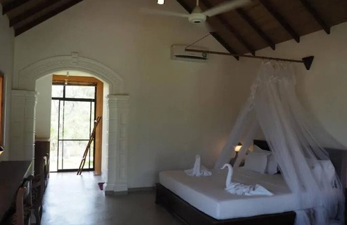 Kosgoda Bed & Breakfast | Happy Man Village - Deluxe Triple Room - 2