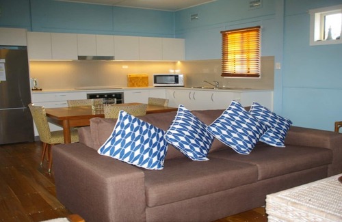 Patonga House | HAPPY OURS - PATONGA BEACH
