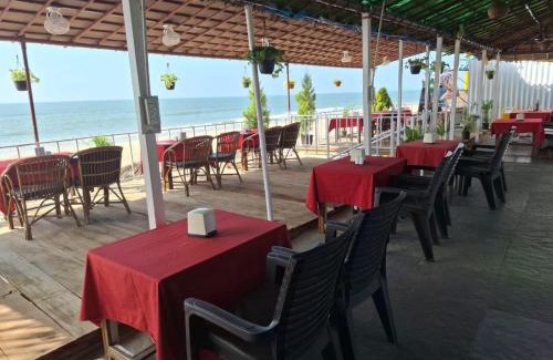 Sernabatim Resort | Happy Shack Beach And Wooden Huts