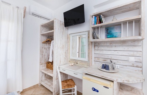 Schoinousa House | Harama Hotel - Studio with sea view