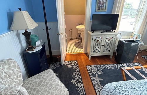 Gloucester Bed & Breakfast | Harborview Inn