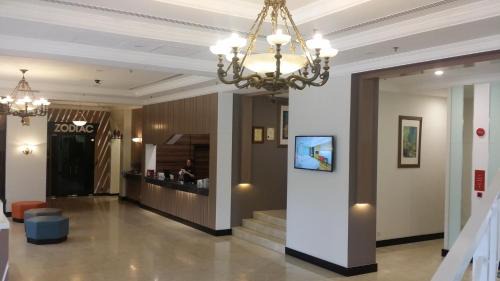 Kuching Hotel | Harbour View Hotel
