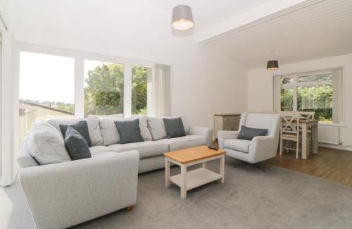 Heligan House | Harcombe House Bungalow 12