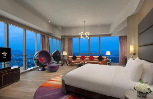 Longhua District Hotel | Hard Rock Hotel Shenzhen