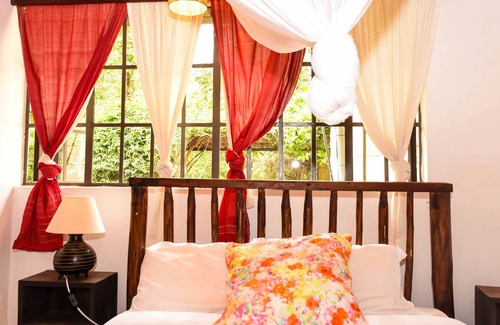 Langata Apartment | Hardy Koi House