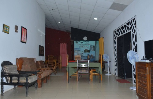 Minneriya Hotel | Haritha Holidays