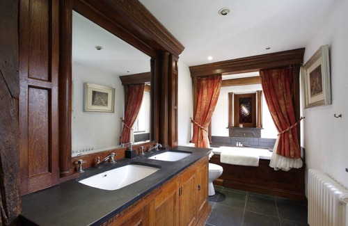 Harlington Bed & Breakfast | Harlington Manor