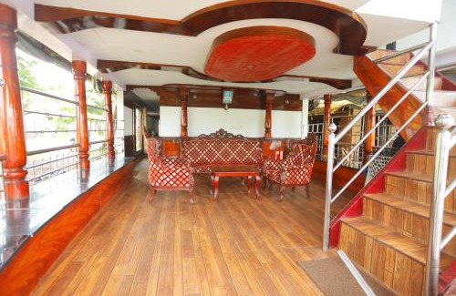 Alappuzha Boat Rental | Harmony Houseboats