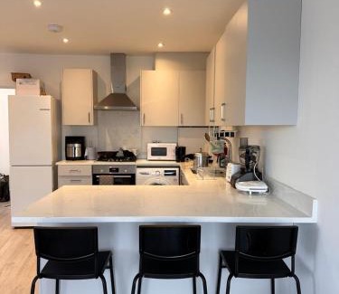 Harrow House | Harrow Weald Comfort