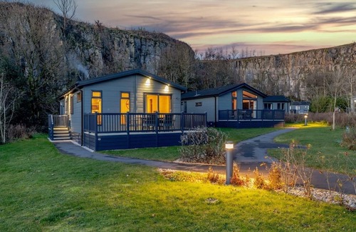 Newton Grange Cottage | Hartington Treehouses