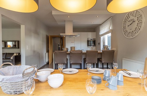 Kaprun Villa | HAUS ALMKREEK 16-21 pers. Sauna|BBQ|walking distance to supermarket & center