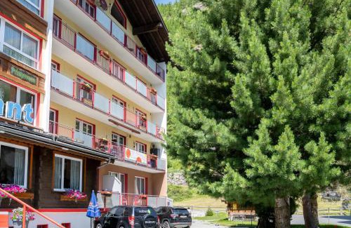 Saas Grund Apartment | Haus Aurora