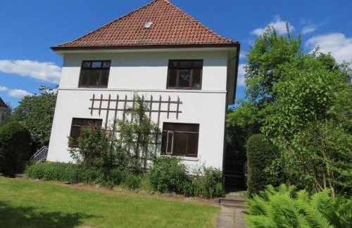 Burglesum House | Haus der Wohnstile , Ferienhaus in Bremen-Lesum