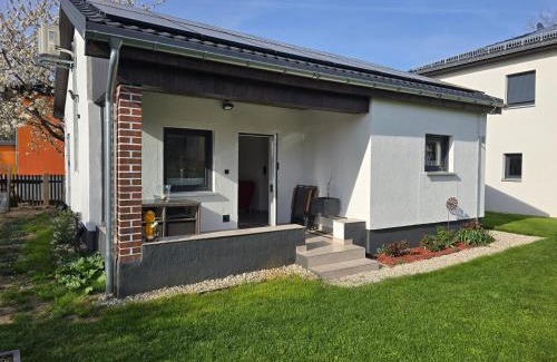 Omsewitz House | Haus Dresden, Pool, Garten, Terrasse, familienfreundlich
