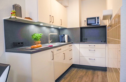 Sahlenburg Apartment | Haus Frauenpreiss FeWo 111 - 4 person vacation apartment with swimming pool and sauna