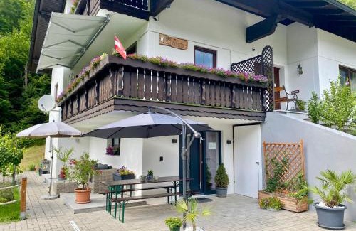 Obertraun Bed & Breakfast | Haus Salzkristall