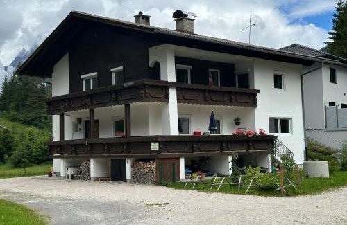 Biberwier Apartment | Haus Sonnenspitze - Fam. Nessler