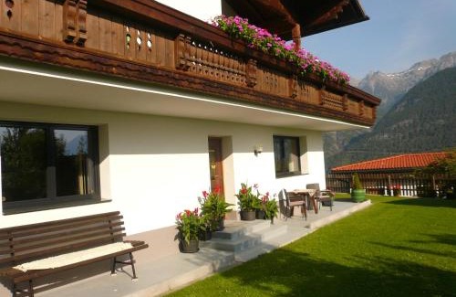 Hinterspadegg Apartment | Haus Thea