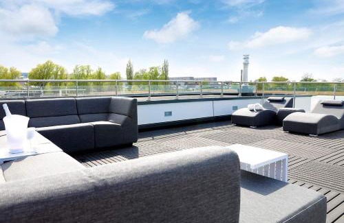 Ribnitz Boat Rental | Hausboot Bernstein Suite