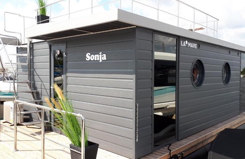 Weyhe Boat Rental | Hausboot La Mare Sonja