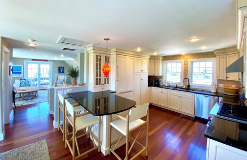 Madaket House | Have it all! The perfect Nantucket getaway for stunning ocean views and beaches!
