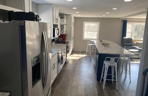 Yankton House | Haven by the Lake