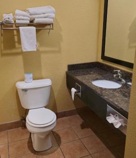 Shawano Hotel | Haven Hotel Shawano WI