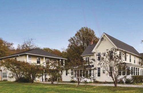 Rock Hall Hotel | Haven Point Inn