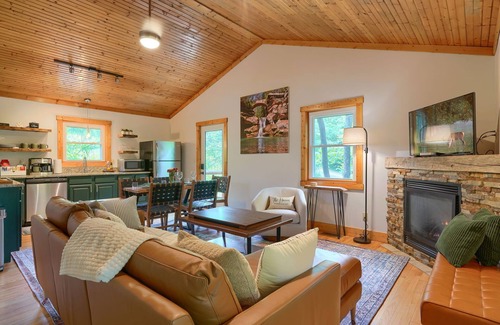 Logan Cabin | Havenwood Hocking Hills
