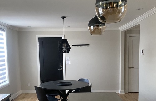 L'Ile-Perrot Apartment | Hawkesbury executive condominium