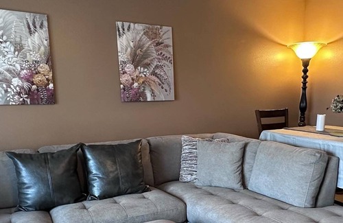 North Liberty Condo | Hawkeye Townhouse on private drive quiet and serene living