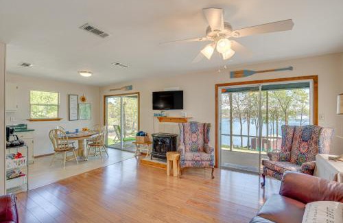 Hawkins House | Hawkins Vacation Rental with On-Site Lake Access!