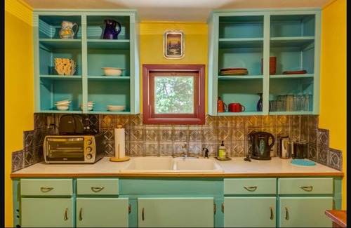 Moab Cottage | Hayduke's Hideout - Comfort-Cottage-sleeps 4