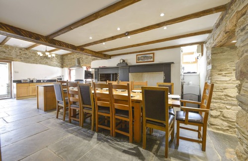 Liskeard Cottage | HAYE BARTON FARM, pet friendly, character holiday cottage in St Ive