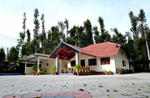 Vastare Villa | Hazel Retreat - Full Home & Coffee Estate