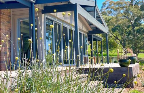 Strath Creek House | Headley Homestead - The Village Green