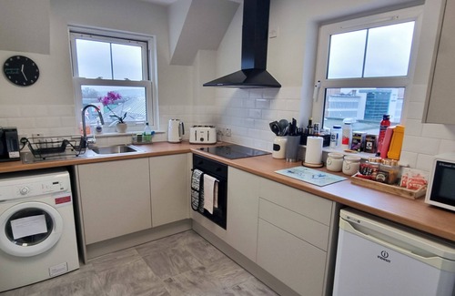 Inverness City Centre Apartment | HEART OF INVERNESS MODERN APARTMENT