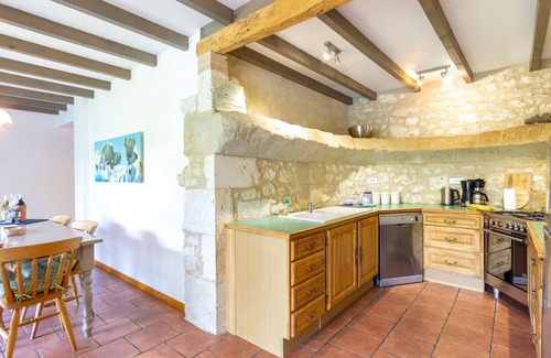 Pardaillan Villa | Heated pool, all on 1 level, rural location. Near to restaurants, historic towns
