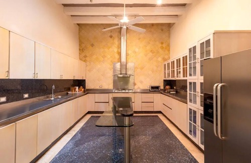 Centro House | “Heated pool” Spectacular House Old City