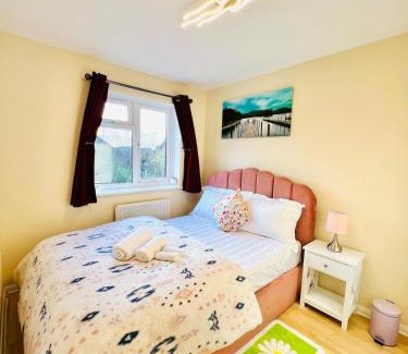 West Thurrock Apartment | Heaven Cottage